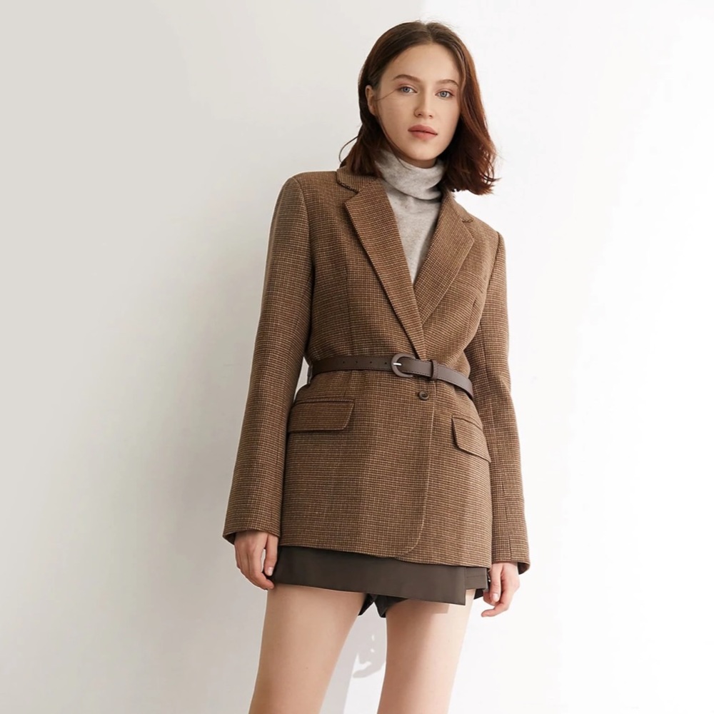 JING Blazer with belt. Size S